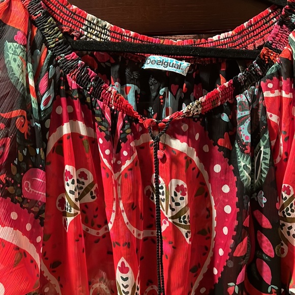 Desigual Large sheer pullover blouse. - Picture 5 of 5